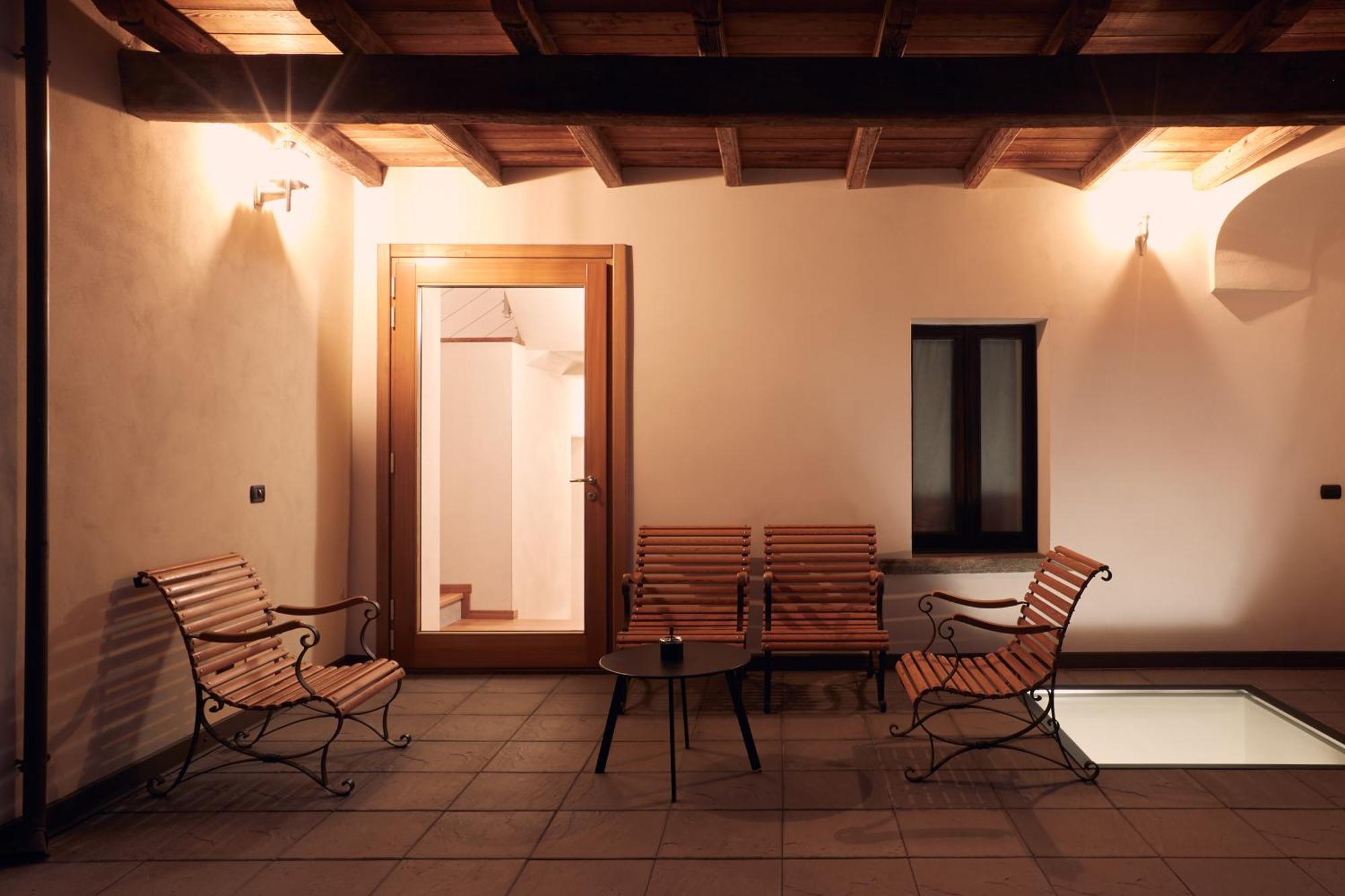 Le Corti Dei Sassi Bed & Breakfast Berbenno di Valtellina Dış mekan fotoğraf