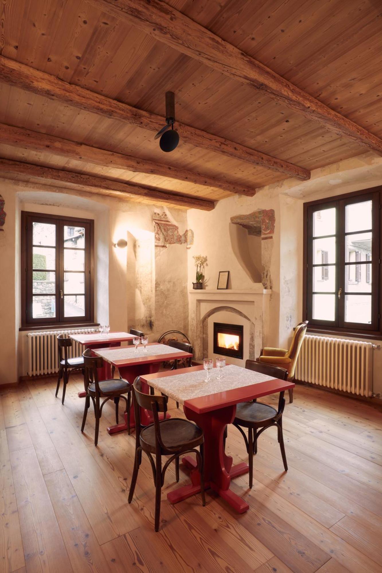 Le Corti Dei Sassi Bed & Breakfast Berbenno di Valtellina Dış mekan fotoğraf